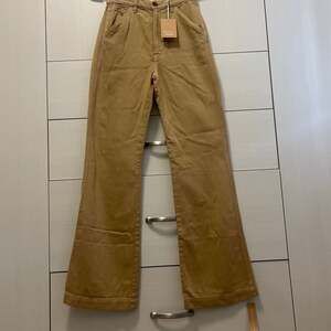 Reformation Jeans Trouser High Rise Wide Leg Pants in Wheat sz26